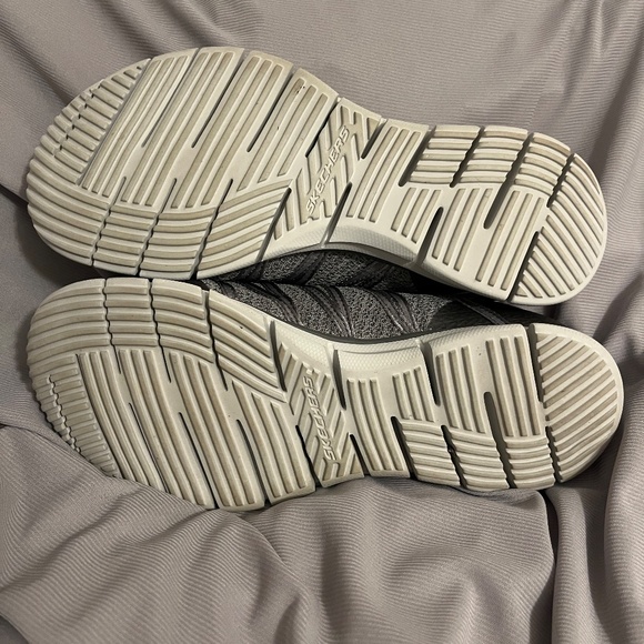 EUC Skechers Women's Dual Lite Gray Sneakers Size 7.5 Wide - Picture 12 of 13